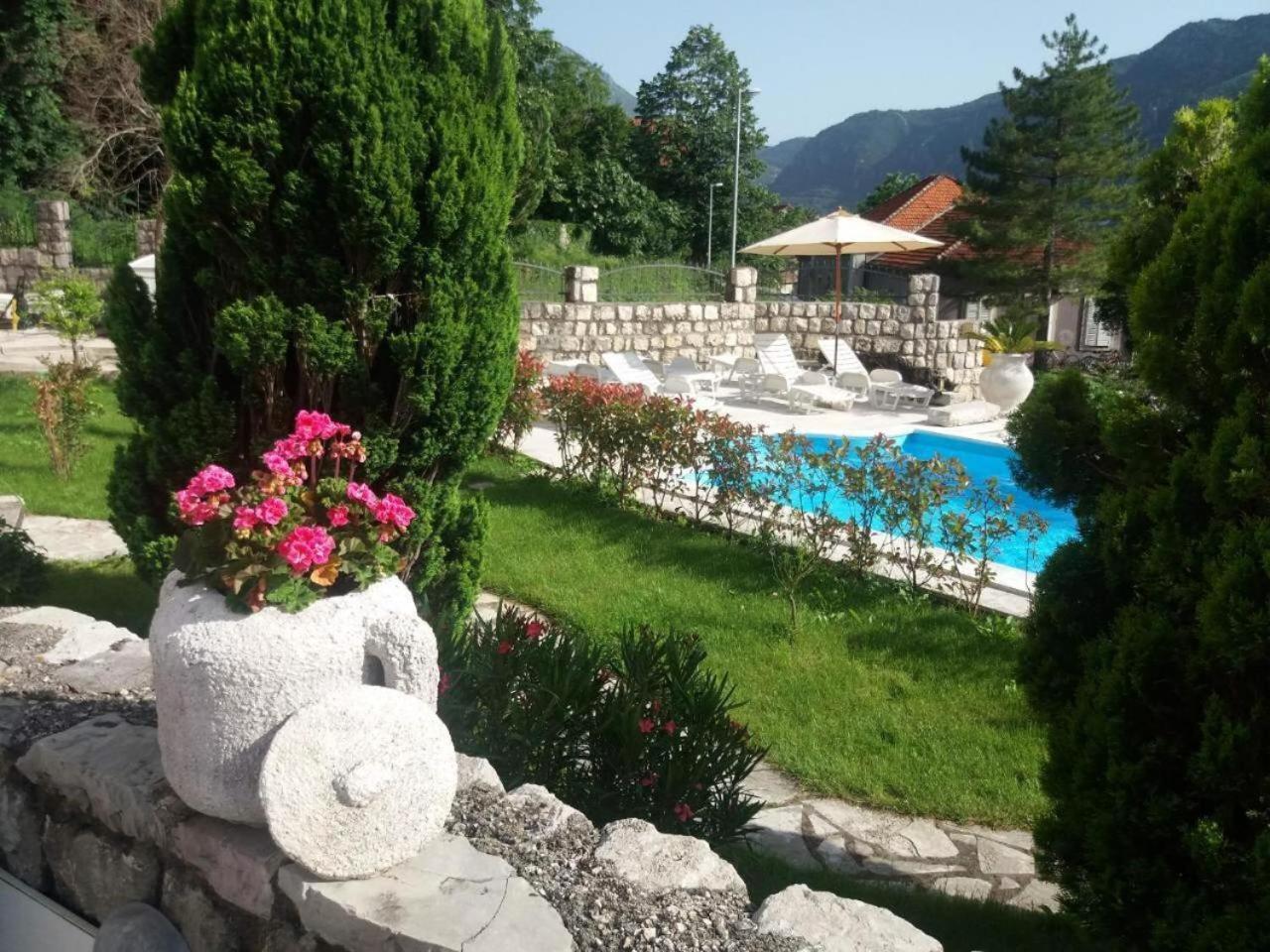 Villa Kamena Котор Екстериор снимка