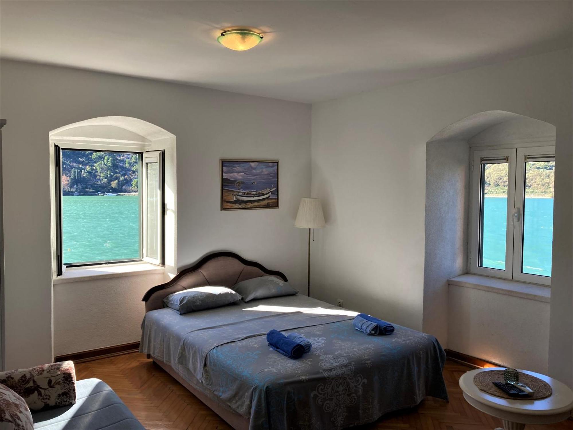 Villa Kamena Котор Екстериор снимка